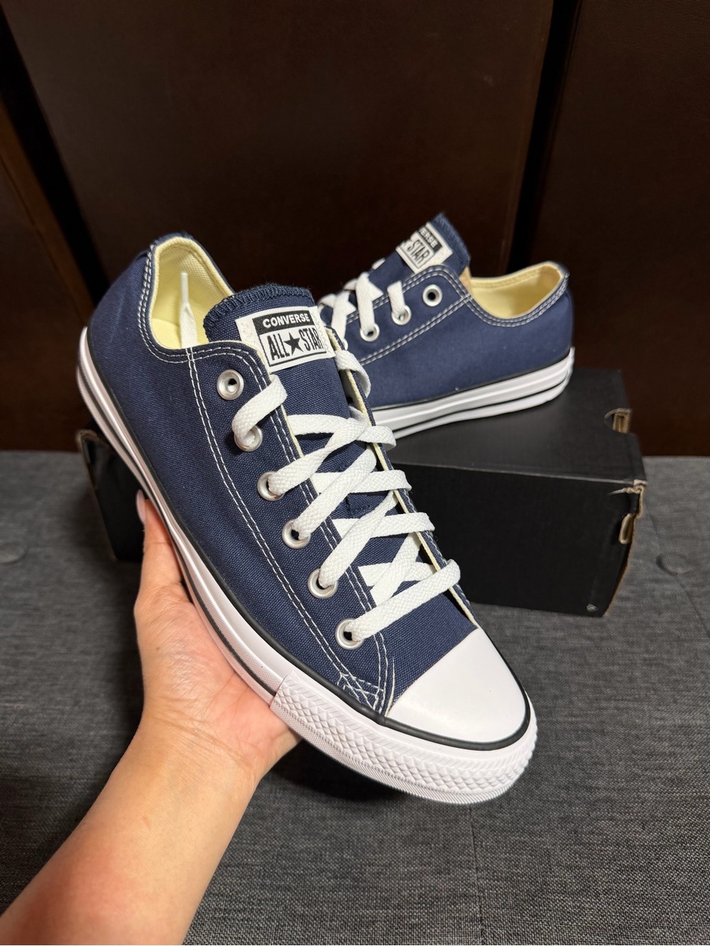 Converse Low Top Sneakers in Navy with White Accents Men’s size 7.5 women’s 9.5